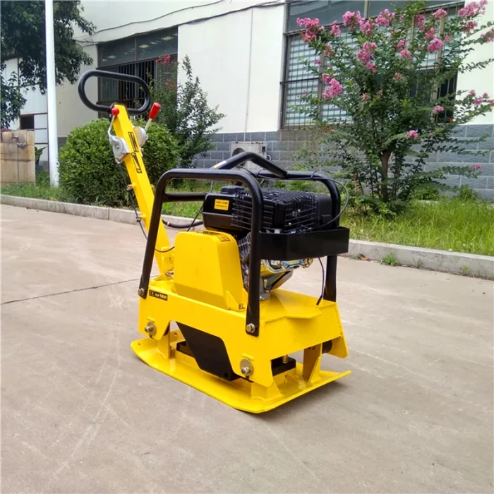 Placă compactoare